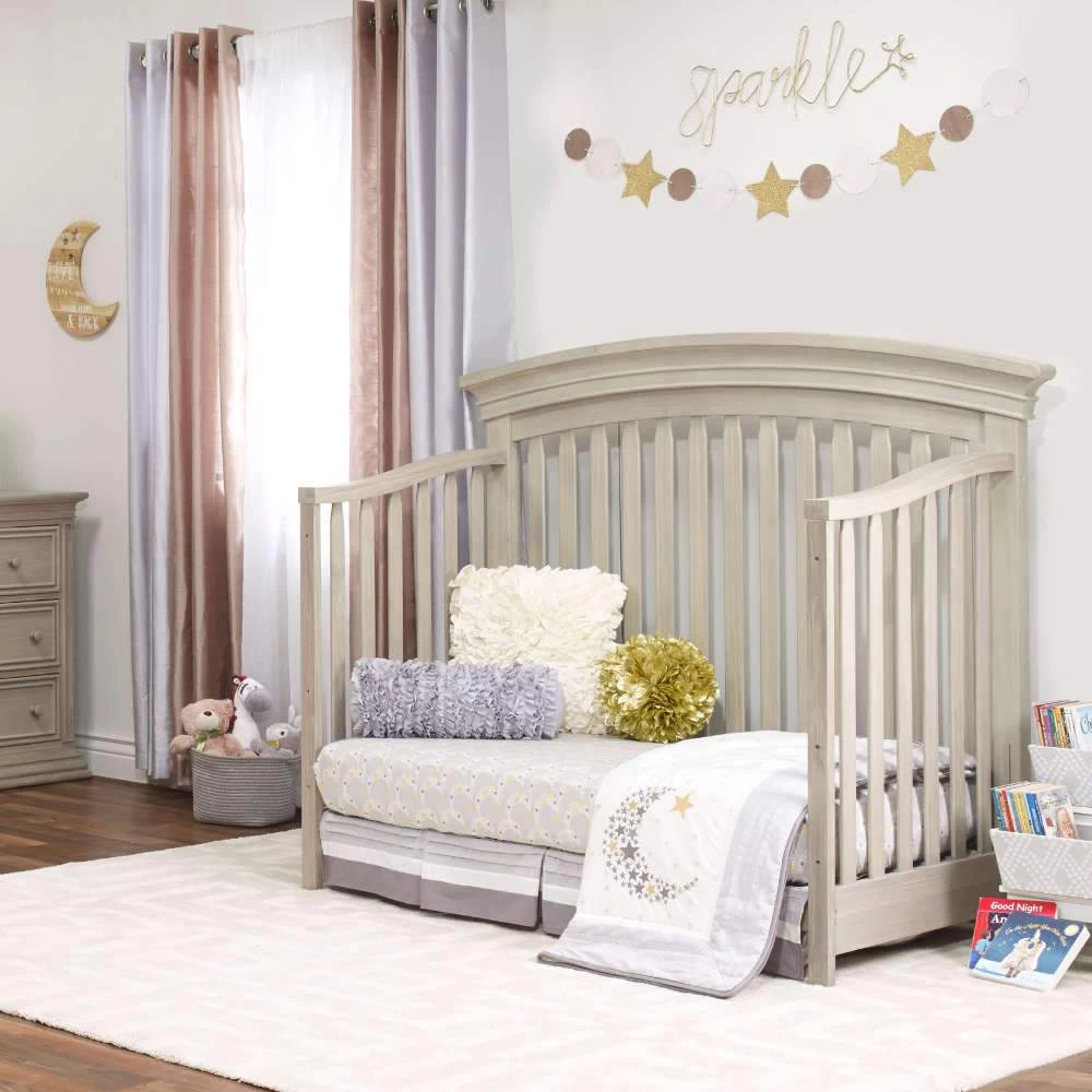 Sorelle Monterey 4-in-1 Convertible Crib - Image 2