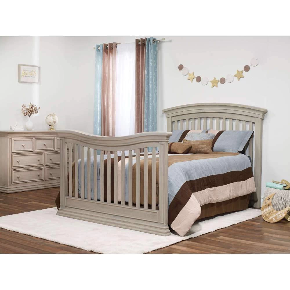 Sorelle Monterey 4-in-1 Convertible Crib - Image 3